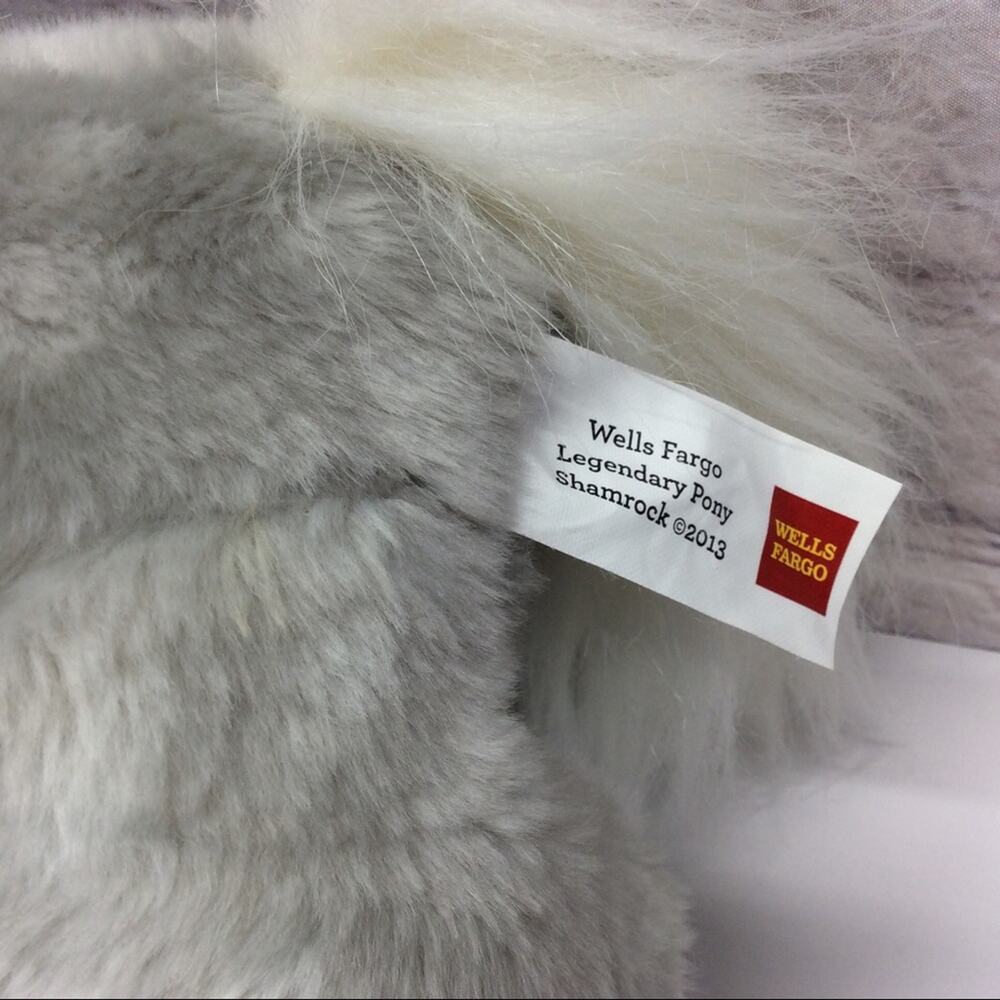 Wells Fargo Legendary 2013 Shamrock Pony Gray Spotted Plush Toy Collectible NWT - Picture 6 of 9